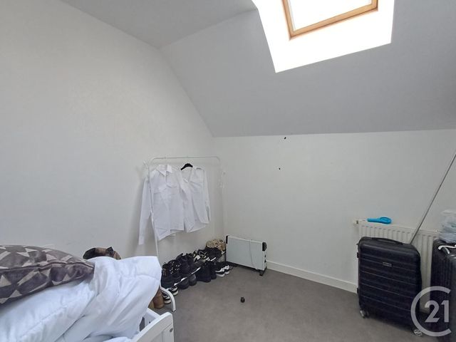 Appartement T2 à louer - 2 pièces - 57.35 m2 - CHATELLERAULT - 86 - POITOU-CHARENTES - Century 21 A.B.C.