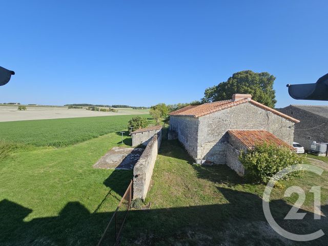 maison à vendre - 6 pièces - 140.0 m2 - ST GERVAIS LES TROIS CLOCHERS - 86 - POITOU-CHARENTES - Century 21 A.B.C.