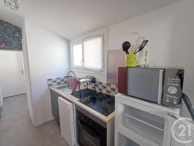 Appartement T2 à louer - 2 pièces - 31.28 m2 - CHATELLERAULT - 86 - POITOU-CHARENTES - Century 21 A.B.C.