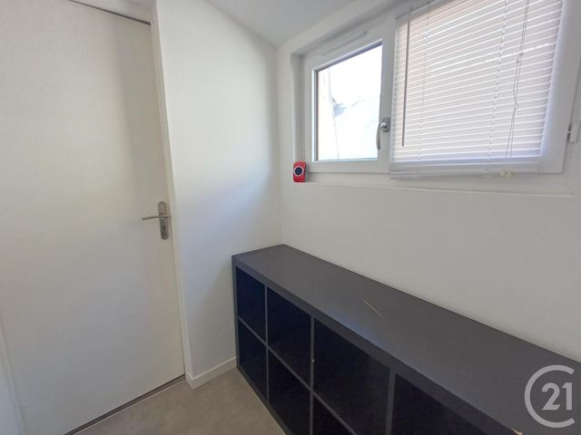 Appartement T2 à louer - 2 pièces - 31.28 m2 - CHATELLERAULT - 86 - POITOU-CHARENTES - Century 21 A.B.C.