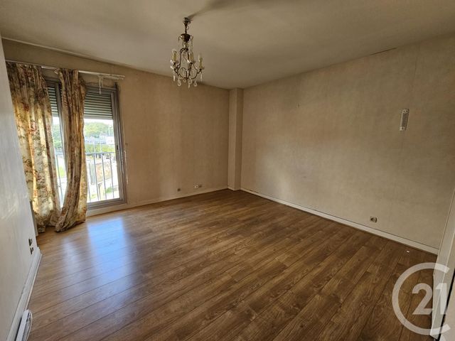 Appartement F3 à vendre - 3 pièces - 86.0 m2 - CHATELLERAULT - 86 - POITOU-CHARENTES - Century 21 A.B.C.