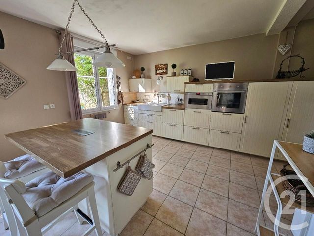 maison à vendre - 7 pièces - 246.58 m2 - CHATELLERAULT - 86 - POITOU-CHARENTES - Century 21 A.B.C.