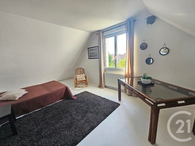 maison à vendre - 7 pièces - 246.58 m2 - CHATELLERAULT - 86 - POITOU-CHARENTES - Century 21 A.B.C.