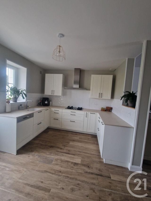 maison à vendre - 5 pièces - 114.0 m2 - CHATELLERAULT - 86 - POITOU-CHARENTES - Century 21 A.B.C.