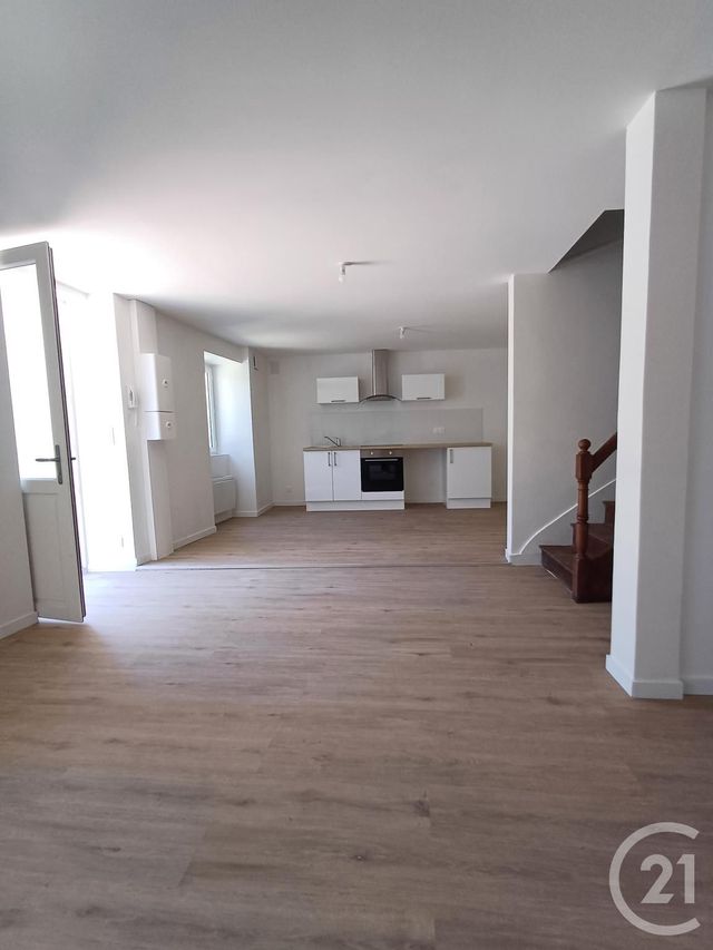 Appartement T3 à louer - 3 pièces - 66.26 m2 - CHATELLERAULT - 86 - POITOU-CHARENTES - Century 21 A.B.C.