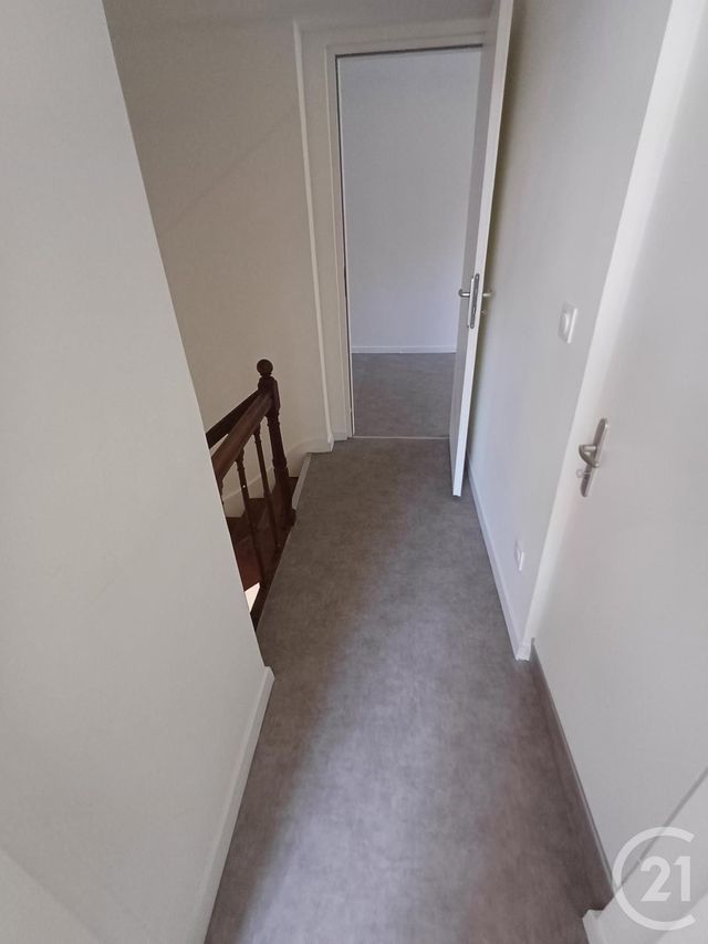 Appartement T3 à louer - 3 pièces - 66.26 m2 - CHATELLERAULT - 86 - POITOU-CHARENTES - Century 21 A.B.C.