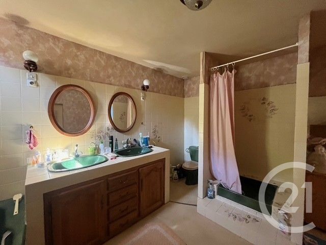 maison à vendre - 5 pièces - 176.86 m2 - INGRANDES - 86 - POITOU-CHARENTES - Century 21 A.B.C.