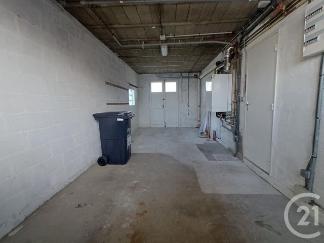 maison à louer - 4 pièces - 109.66 m2 - CHATELLERAULT - 86 - POITOU-CHARENTES - Century 21 A.B.C.