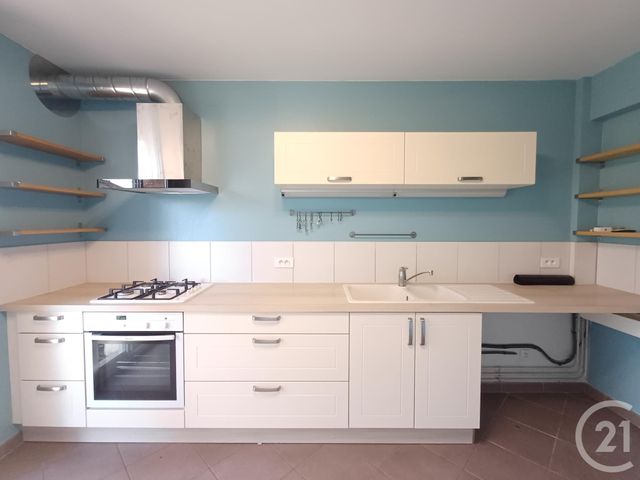 maison à louer - 4 pièces - 109.66 m2 - CHATELLERAULT - 86 - POITOU-CHARENTES - Century 21 A.B.C.