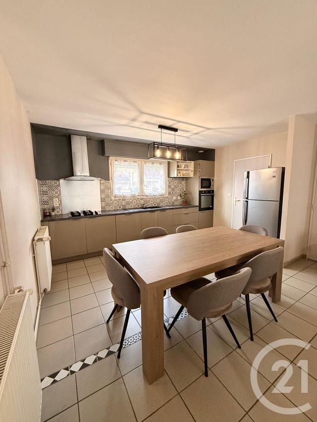 maison à vendre - 5 pièces - 100.5 m2 - CHATELLERAULT - 86 - POITOU-CHARENTES - Century 21 A.B.C.