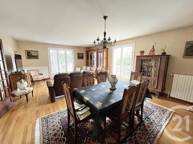 maison à vendre - 5 pièces - 125.6 m2 - CHATELLERAULT - 86 - POITOU-CHARENTES - Century 21 A.B.C.