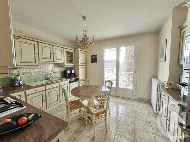 maison à vendre - 5 pièces - 125.6 m2 - CHATELLERAULT - 86 - POITOU-CHARENTES - Century 21 A.B.C.