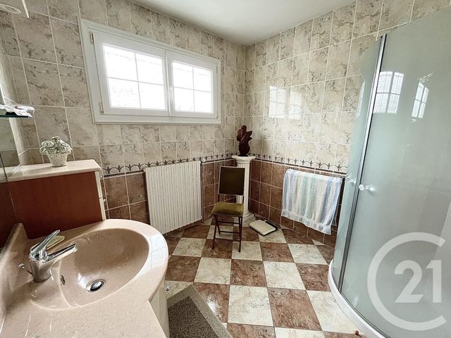 maison à vendre - 5 pièces - 125.6 m2 - CHATELLERAULT - 86 - POITOU-CHARENTES - Century 21 A.B.C.