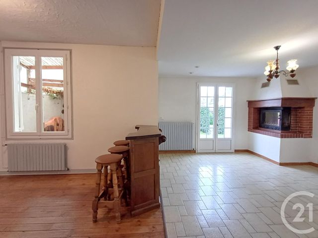 maison à louer - 3 pièces - 69.84 m2 - CHATELLERAULT - 86 - POITOU-CHARENTES - Century 21 A.B.C.