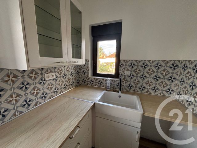 maison à vendre - 5 pièces - 98.92 m2 - CHATELLERAULT - 86 - POITOU-CHARENTES - Century 21 A.B.C.