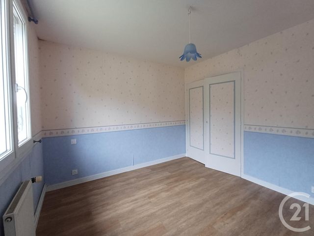 maison à louer - 4 pièces - 77.74 m2 - ST PIERRE DE MAILLE - 86 - POITOU-CHARENTES - Century 21 A.B.C.