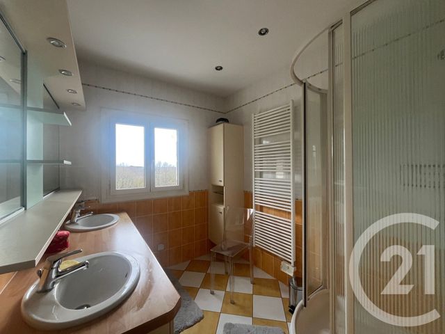 maison à vendre - 8 pièces - 250.0 m2 - SENILLE ST SAUVEUR - 86 - POITOU-CHARENTES - Century 21 A.B.C.