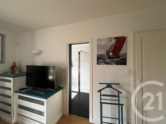 maison à vendre - 8 pièces - 250.0 m2 - SENILLE ST SAUVEUR - 86 - POITOU-CHARENTES - Century 21 A.B.C.