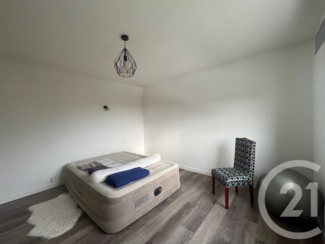 maison à vendre - 8 pièces - 250.0 m2 - SENILLE ST SAUVEUR - 86 - POITOU-CHARENTES - Century 21 A.B.C.