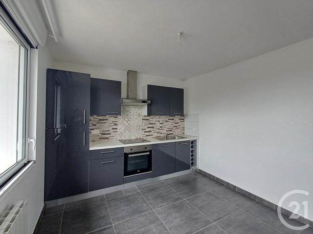 Appartement T4 à louer - 4 pièces - 93.09 m2 - CHATELLERAULT - 86 - POITOU-CHARENTES - Century 21 A.B.C.