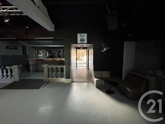 immeuble à vendre - 385.0 m2 - NALLIERS - 86 - POITOU-CHARENTES - Century 21 A.B.C.