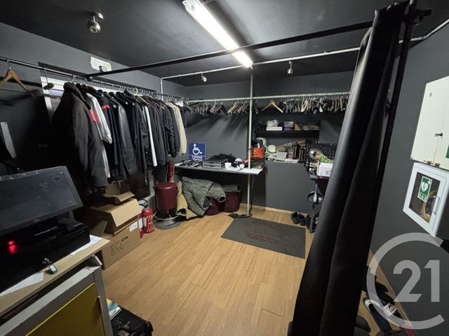 immeuble à vendre - 385.0 m2 - NALLIERS - 86 - POITOU-CHARENTES - Century 21 A.B.C.