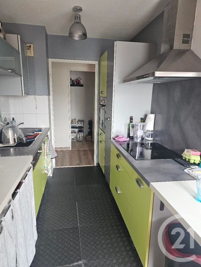 Appartement F3 à vendre - 3 pièces - 63.05 m2 - POITIERS - 86 - POITOU-CHARENTES - Century 21 A.B.C.