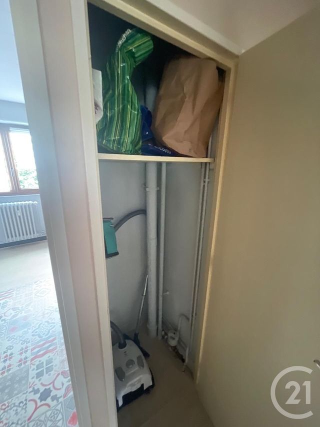 Appartement F3 à vendre - 3 pièces - 70.51 m2 - CHATELLERAULT - 86 - POITOU-CHARENTES - Century 21 A.B.C.