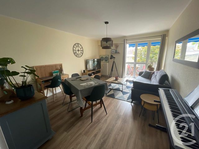 Appartement F3 à vendre - 3 pièces - 70.51 m2 - CHATELLERAULT - 86 - POITOU-CHARENTES - Century 21 A.B.C.