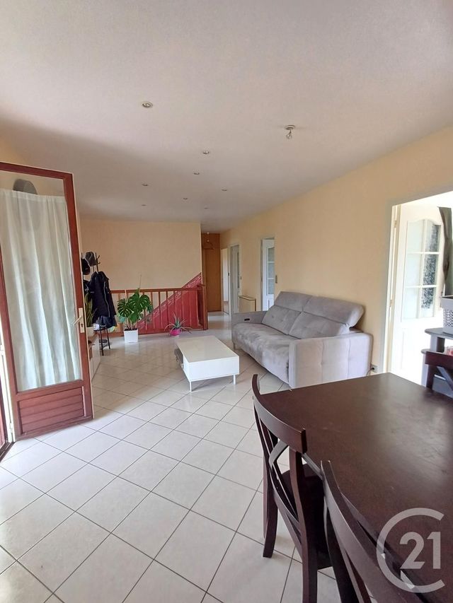 maison à louer - 4 pièces - 73.5 m2 - CHATELLERAULT - 86 - POITOU-CHARENTES - Century 21 A.B.C.