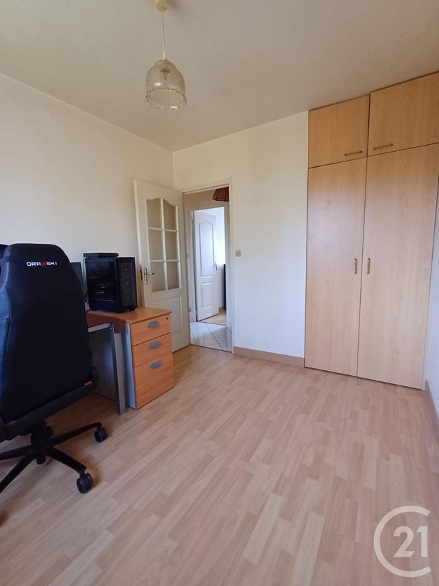 maison à louer - 4 pièces - 73.5 m2 - CHATELLERAULT - 86 - POITOU-CHARENTES - Century 21 A.B.C.