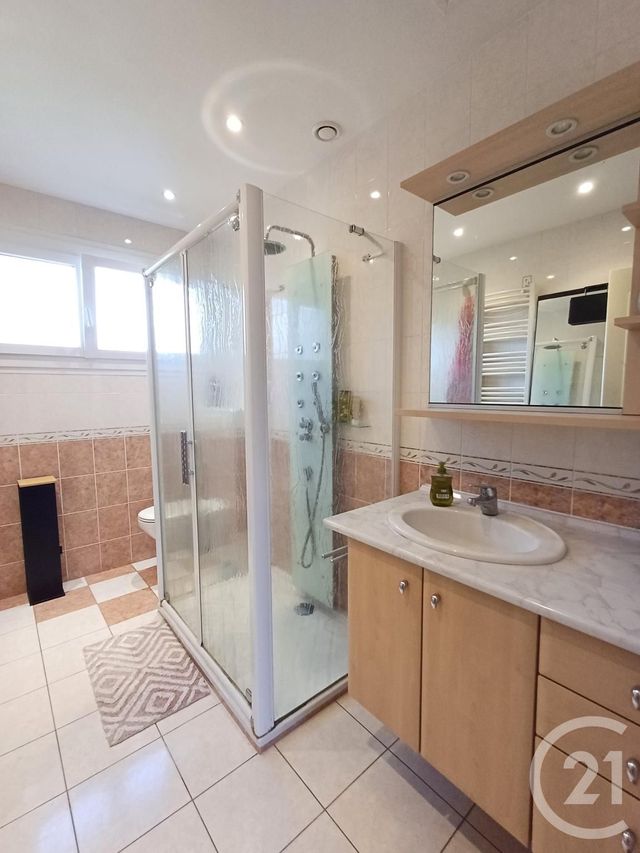 maison à louer - 4 pièces - 73.5 m2 - CHATELLERAULT - 86 - POITOU-CHARENTES - Century 21 A.B.C.