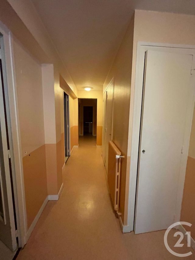 Appartement F4 à vendre - 4 pièces - 95.52 m2 - CHATELLERAULT - 86 - POITOU-CHARENTES - Century 21 A.B.C.