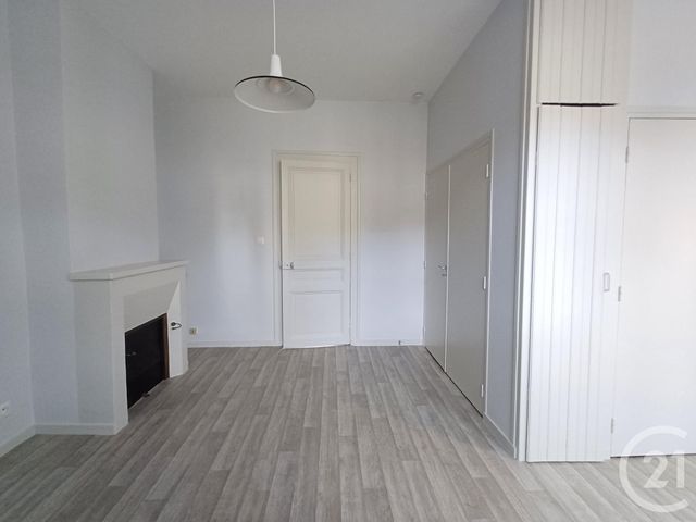 Appartement T1 à louer - 1 pièce - 31.78 m2 - CHATELLERAULT - 86 - POITOU-CHARENTES - Century 21 A.B.C.
