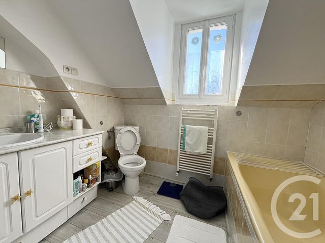 maison à vendre - 4 pièces - 95.26 m2 - CHATELLERAULT - 86 - POITOU-CHARENTES - Century 21 A.B.C.