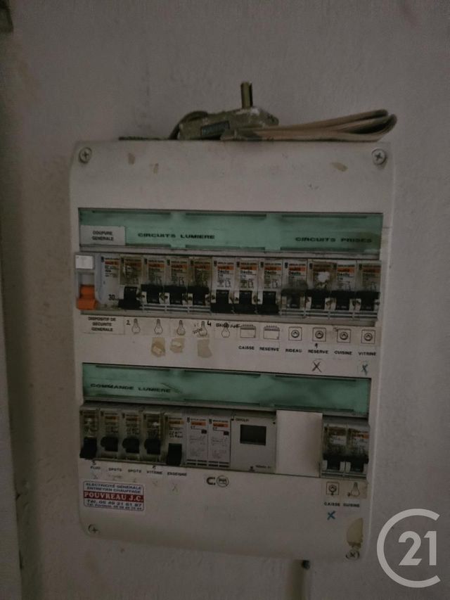 divers à vendre - 47.0 m2 - CHATELLERAULT - 86 - POITOU-CHARENTES - Century 21 A.B.C.