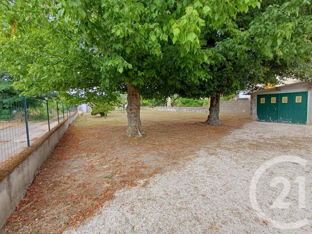 Appartement Studio à louer - 1 pièce - 28.7 m2 - CHATELLERAULT - 86 - POITOU-CHARENTES - Century 21 A.B.C.