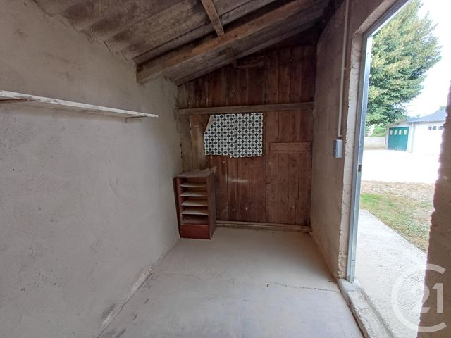 Appartement Studio à louer - 1 pièce - 28.7 m2 - CHATELLERAULT - 86 - POITOU-CHARENTES - Century 21 A.B.C.