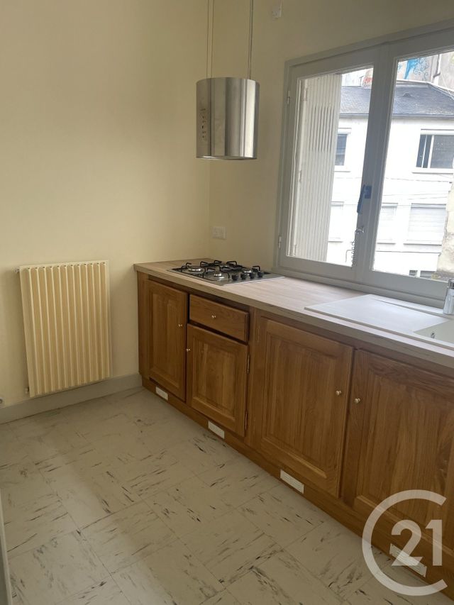 immeuble à vendre - 90.0 m2 - CHATELLERAULT - 86 - POITOU-CHARENTES - Century 21 A.B.C.