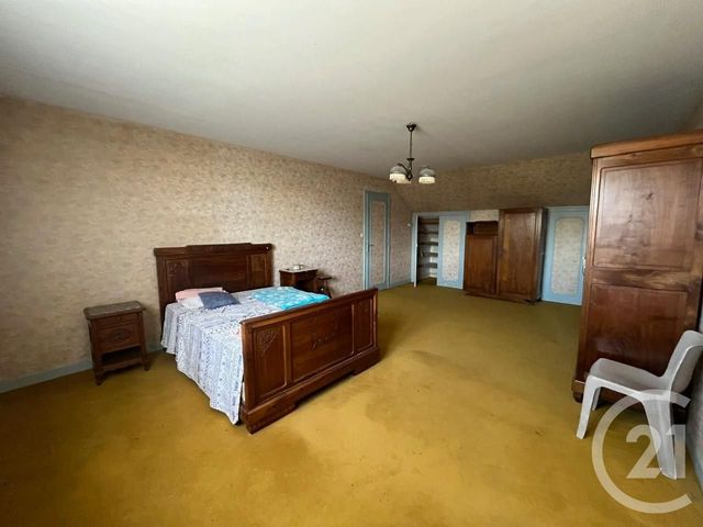 maison à vendre - 6 pièces - 257.24 m2 - CHATELLERAULT - 86 - POITOU-CHARENTES - Century 21 A.B.C.