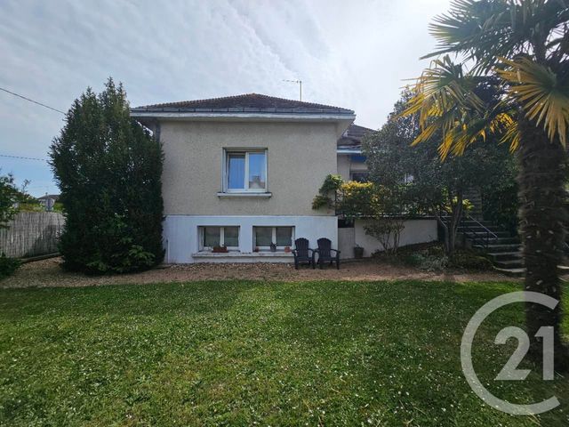 maison à vendre - 5 pièces - 167.0 m2 - CHATELLERAULT - 86 - POITOU-CHARENTES - Century 21 A.B.C.