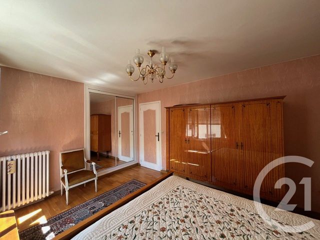 maison à vendre - 6 pièces - 130.0 m2 - CHATELLERAULT - 86 - POITOU-CHARENTES - Century 21 A.B.C.