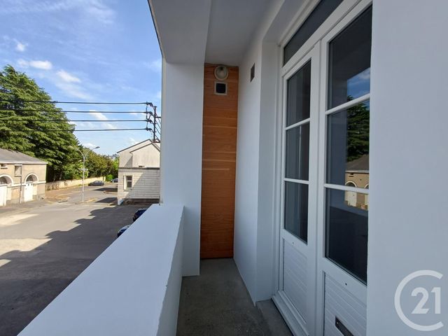 Appartement T3 à louer - 3 pièces - 66.32 m2 - CHATELLERAULT - 86 - POITOU-CHARENTES - Century 21 A.B.C.