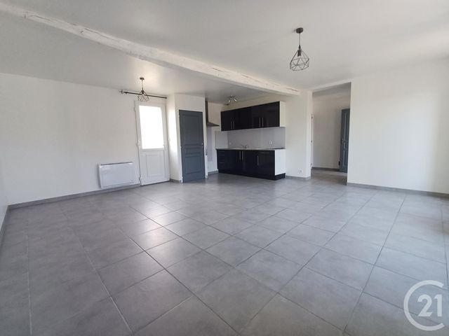 Appartement T3 à louer - 4 pièces - 86.5 m2 - THURE - 86 - POITOU-CHARENTES - Century 21 A.B.C.