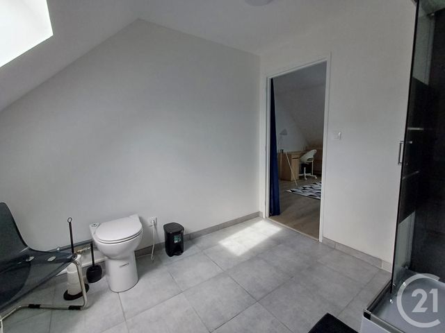 Appartement Chambre à louer - 4 pièces - 13.47 m2 - CHATELLERAULT - 86 - POITOU-CHARENTES - Century 21 A.B.C.