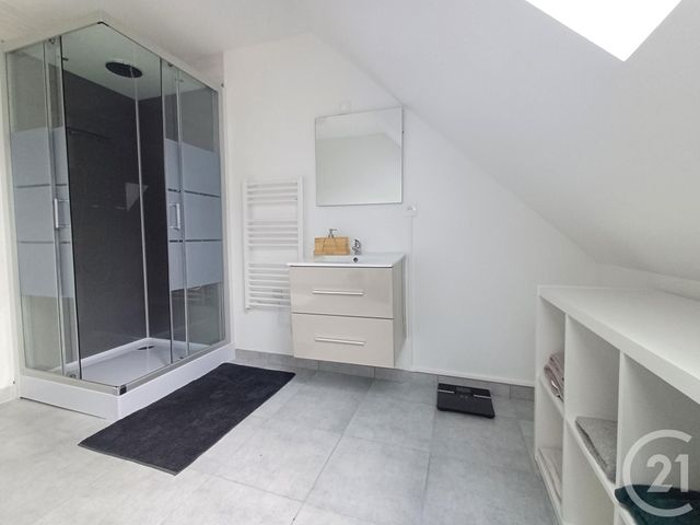 Appartement Chambre à louer - 4 pièces - 13.47 m2 - CHATELLERAULT - 86 - POITOU-CHARENTES - Century 21 A.B.C.