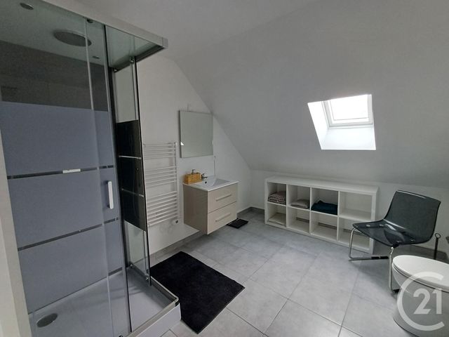 Appartement Chambre à louer - 4 pièces - 13.47 m2 - CHATELLERAULT - 86 - POITOU-CHARENTES - Century 21 A.B.C.