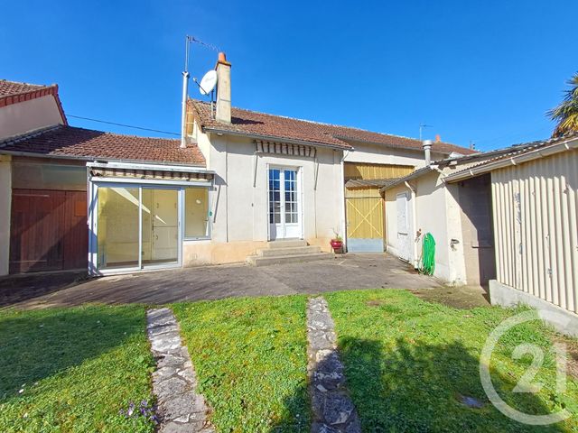 maison à louer - 3 pièces - 69.84 m2 - CHATELLERAULT - 86 - POITOU-CHARENTES - Century 21 A.B.C.