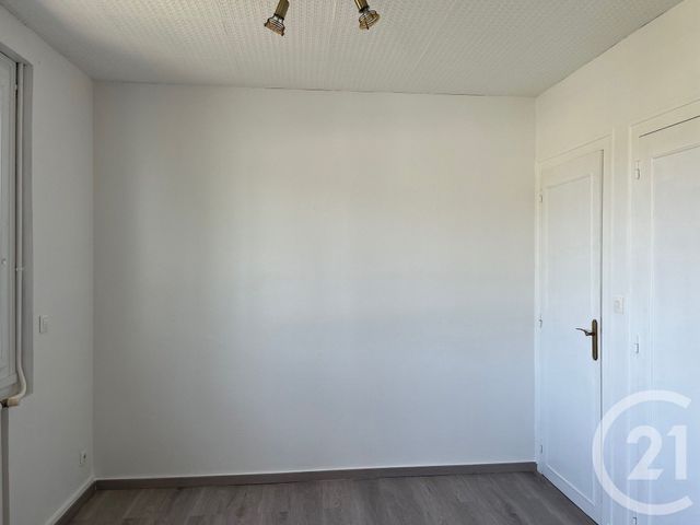 maison à vendre - 3 pièces - 76.01 m2 - CHATELLERAULT - 86 - POITOU-CHARENTES - Century 21 A.B.C.