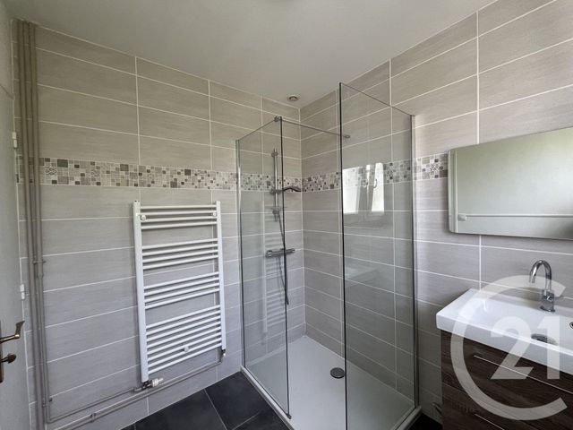 maison à vendre - 3 pièces - 76.01 m2 - CHATELLERAULT - 86 - POITOU-CHARENTES - Century 21 A.B.C.